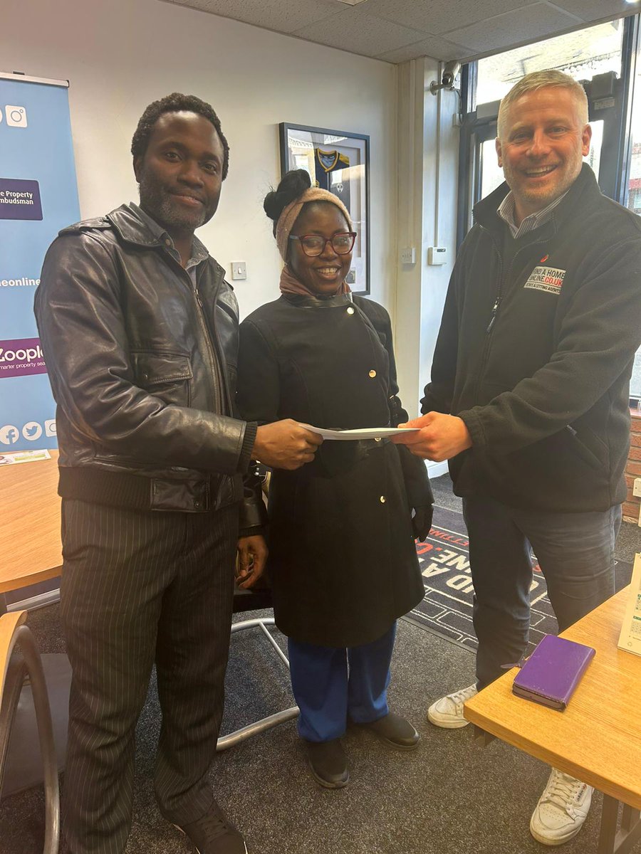 Congratulations to buyers Ayodele and Olamide who collected their keys this afternoon for their new home 🏡 🔑 
#completionday #keycollection #movingday #findahome #findahomeonline #salessuccess #localagent #supportsmallbusiness #stokeontrent #st4 #freevaluations