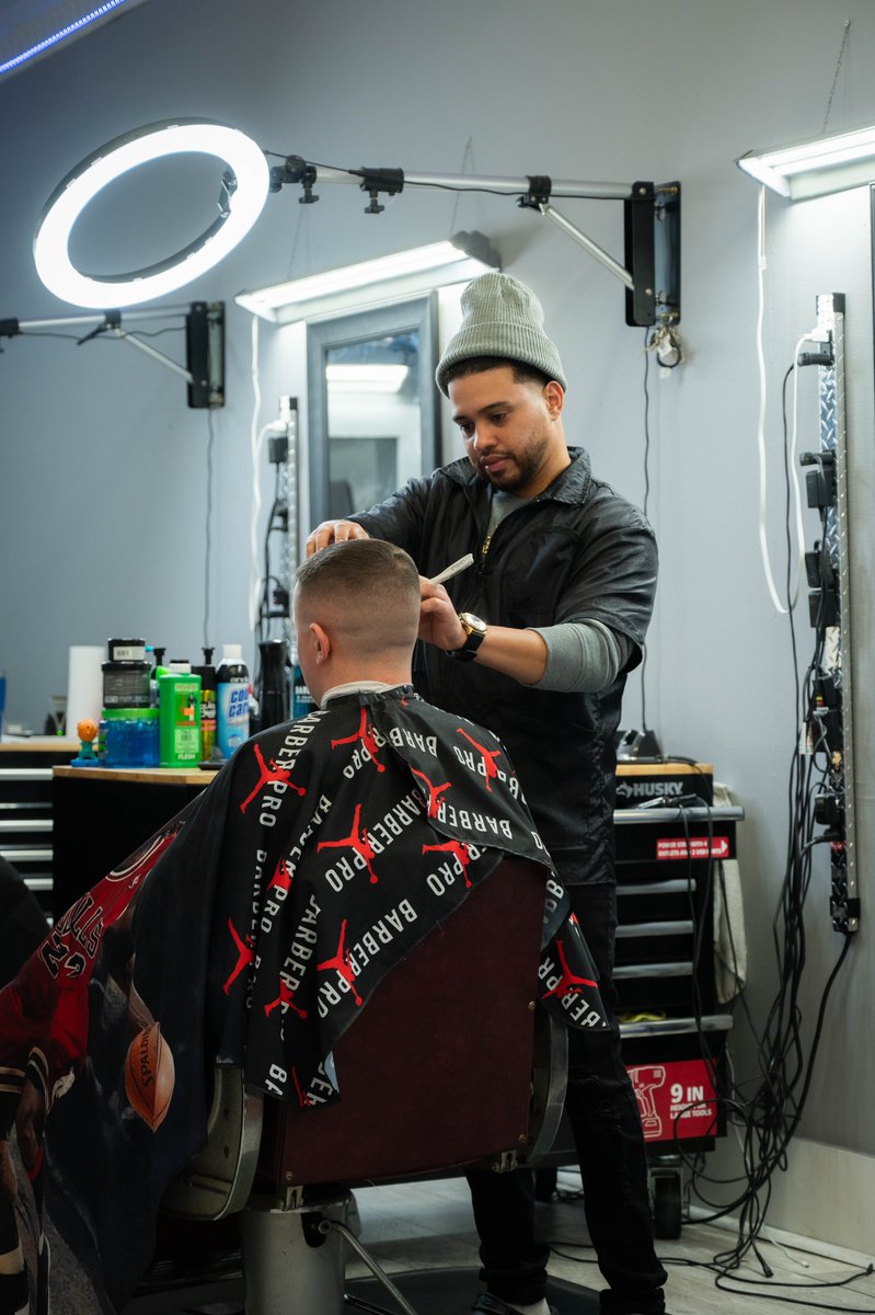 normintonphotos's tweet photo. New Era Barbershop - Liberty NY

Use Code Nick for $1 off your next cut 
#BlackFriday2023 https://t.co/FSimIAAisc