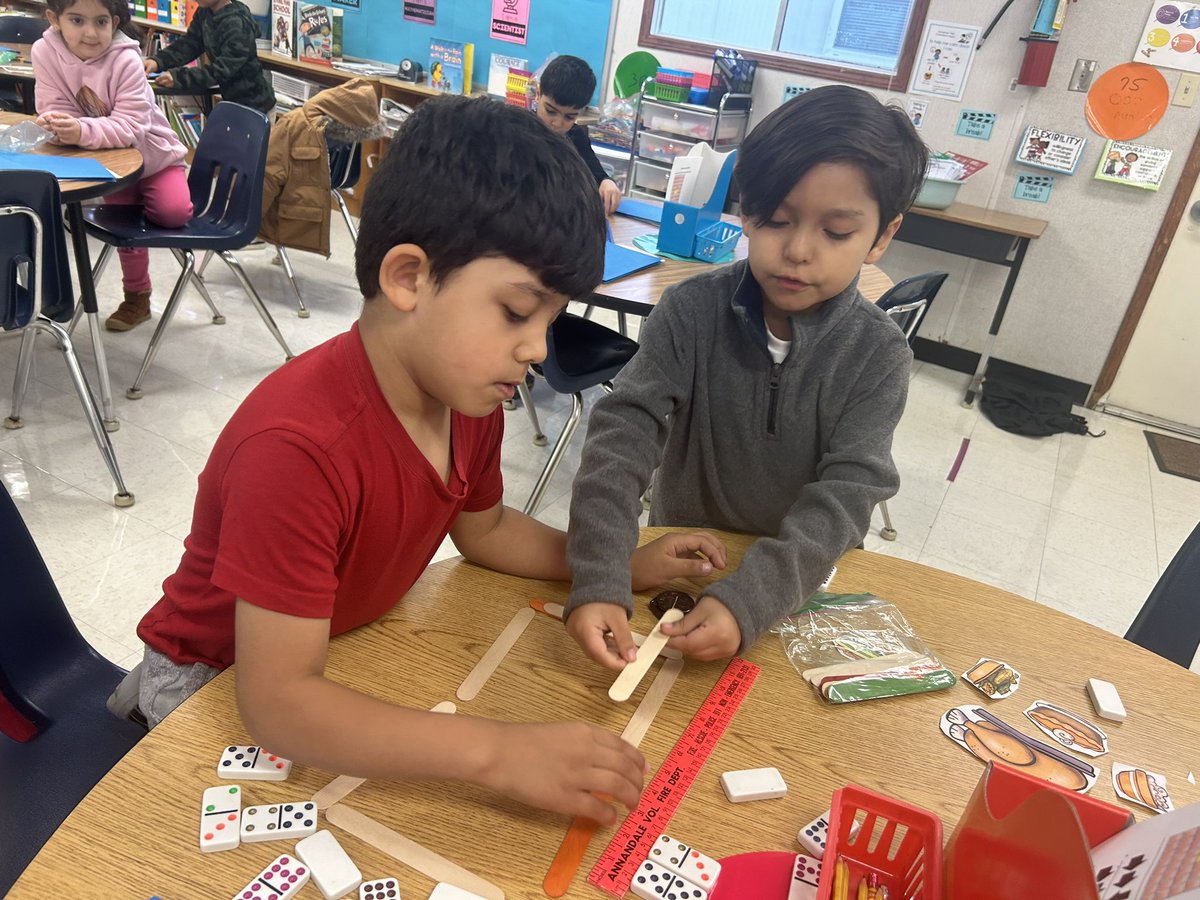 aart_michelle's tweet photo. Columbia Cougars make predictions, revise ideas and compare measurements of their newly designed tables while preparing for a feast!  Great teamwork Cougars!@ColumbiaES_fcps @ColumbiaES_PTA @fcpsaap @CES_Ms_Stone @CES_Patton https://t.co/sArwt9HI9A