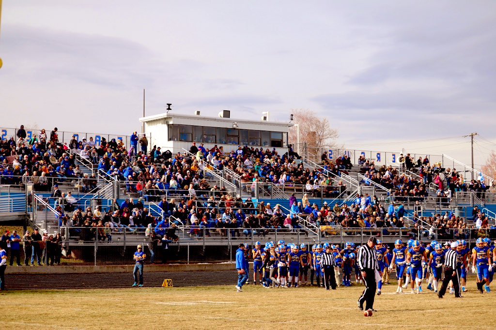 Get it done tonight men! You’ll have quite the caravan. <a href="/FergusFootball/">Fergus Football</a> <a href="/ferguseagles/">Fergus High School</a>