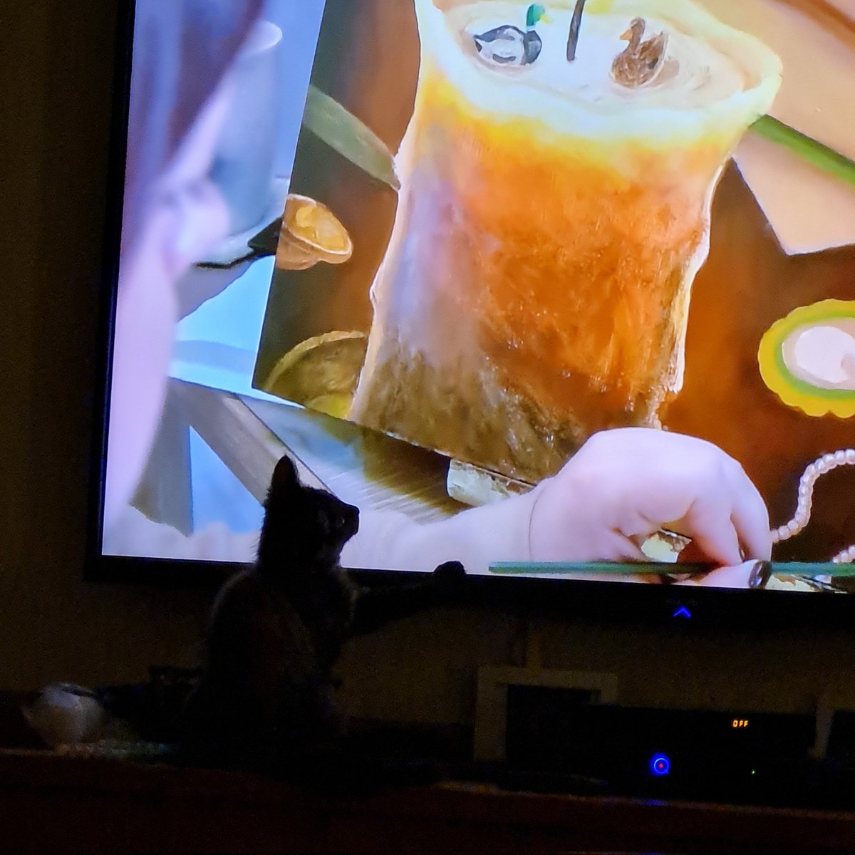 keeley! moved to bluesky 🦋 tweet media