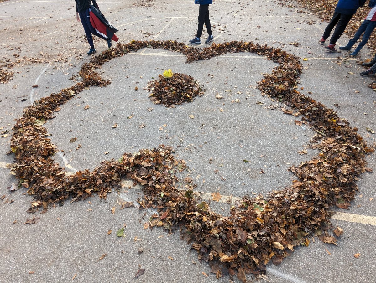 At Blessed Sacrament School WE Remember! We are so grateful for everyone who sacrificed so much for us to live in peace and harmony! #WCDSBAwesome #WeRemember