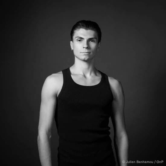 LesBalletomanes's tweet photo. Félicitations à Nicola Di Vico, Chun-Wing Lam, Alexandre Boccara et Mickaël Lafon promus Sujets à l’issue du Concours de Promotion interne de l’Opéra de Paris ✨

Bravo à tous ! 👏🏻

📸 @benhamoujulien1

#balletomanesanonymes #concoursdepromotionduballetdeloperadeparis https://t.co/VPAvxydsII
