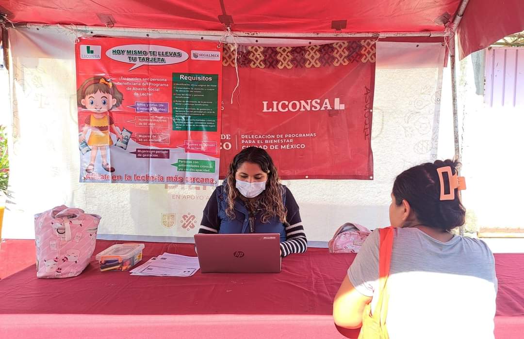 GobiernoTlahuac's tweet photo. El @GobCDMX #CercaDeTi, en Calle Thais, esq. Muzio Clementi, Col. #LaNopalera, hoy #10DeNov hasta las 14hrs. La #FeriaDelBienestar te brinda📃Actualización gratuita de Actas de Nacimiento, Matrimonio y Defunción, trámite de la 💳 #AbastoSocialDeLeche @SegalmexLiconsa, entre otros https://t.co/ZZcXN0cHKW