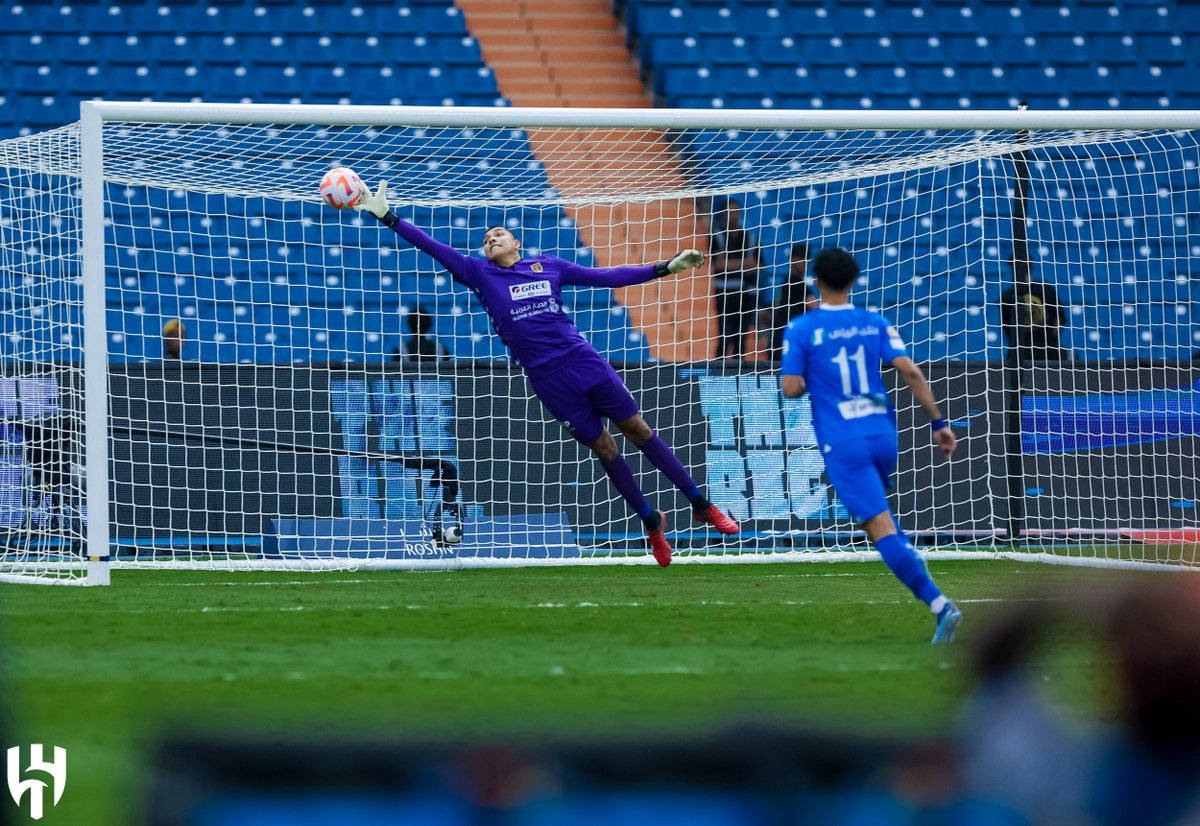 Alhilal_FC's tweet image. السادة المشاهديـن.. هُنـا تستطيـع رؤيـة هـدف كنـو 😎💙