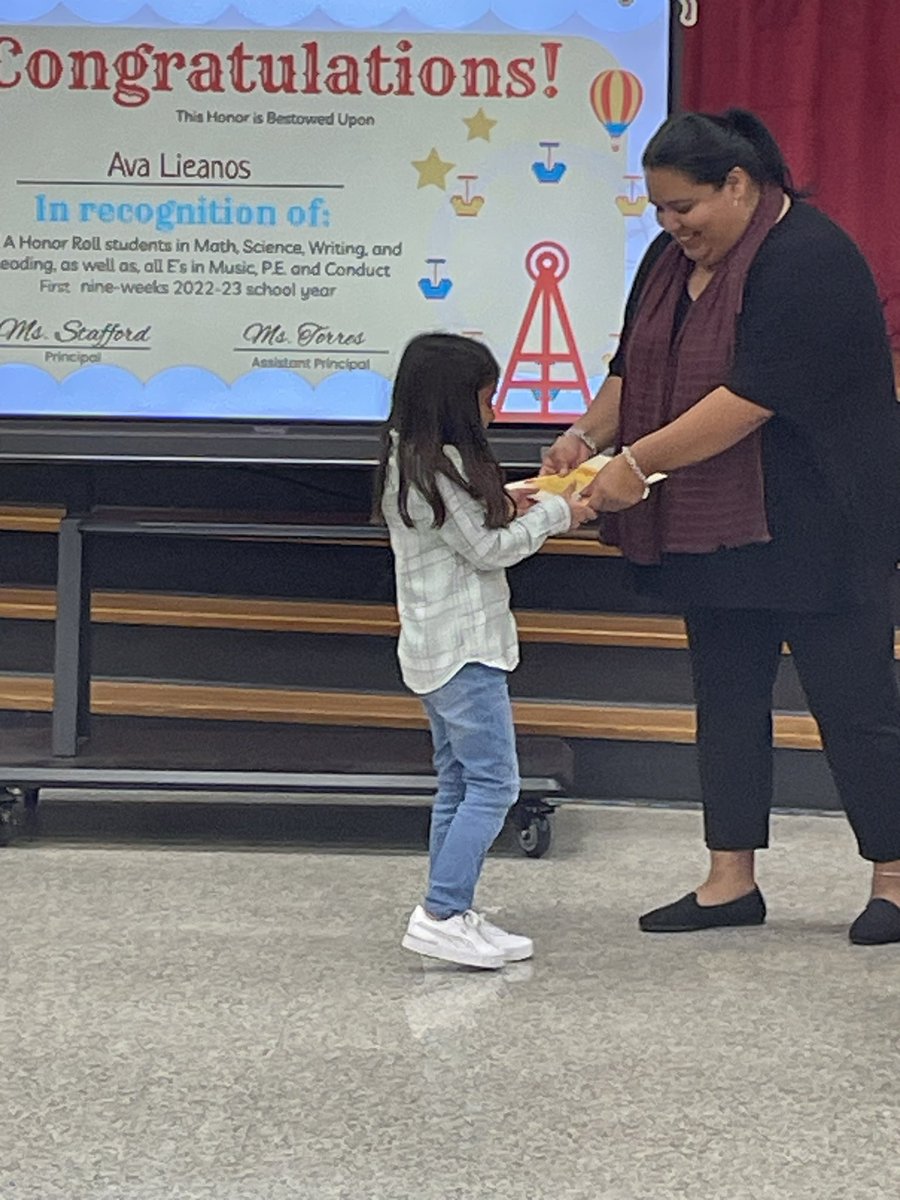 Jesselyn Holden (@holdenjesselyn) on Twitter photo Oleson Elementary’s All Stars and We Give a Hoot for the 1st nine weeks celebration!!! Congratulations students for your hard work. <a href="/OlesonES_AISD/">Oleson Elementary School</a> <a href="/stafford_nadia/">Nadia Stafford</a> @jannete_torres <a href="/AldineISD/">Aldine ISD</a> Oleson Elementary’s All Stars and We Give a Hoot for the 1st nine weeks celebration!!! Congratulations students for your hard work. <a href="/OlesonES_AISD/">Oleson Elementary School</a> <a href="/stafford_nadia/">Nadia Stafford</a> @jannete_torres <a href="/AldineISD/">Aldine ISD</a>