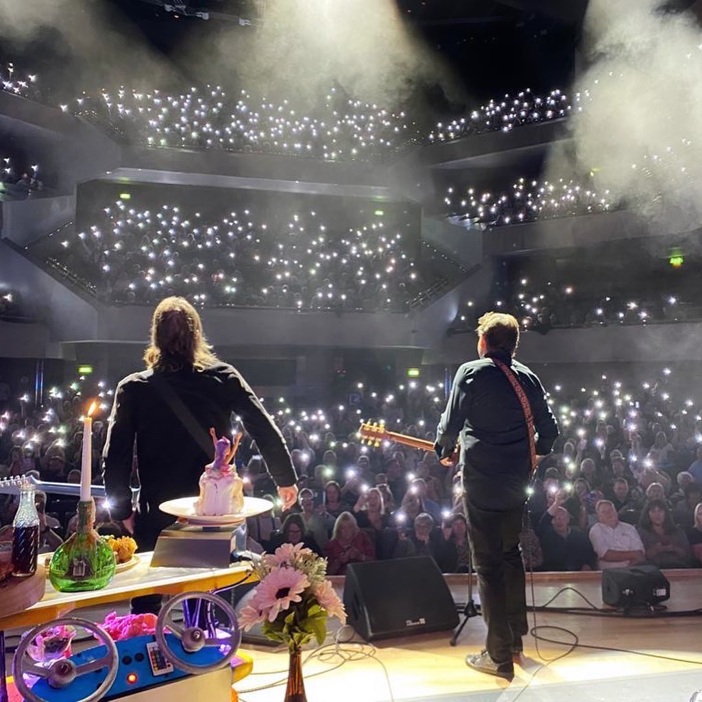 Manchester one of the nights of my life…what a night, big love and truly, thank you for everything! Eastbourne tomorrow, London Palladium on Sunday night…the end! #ontour #ontheroadagain #jamesmartintour