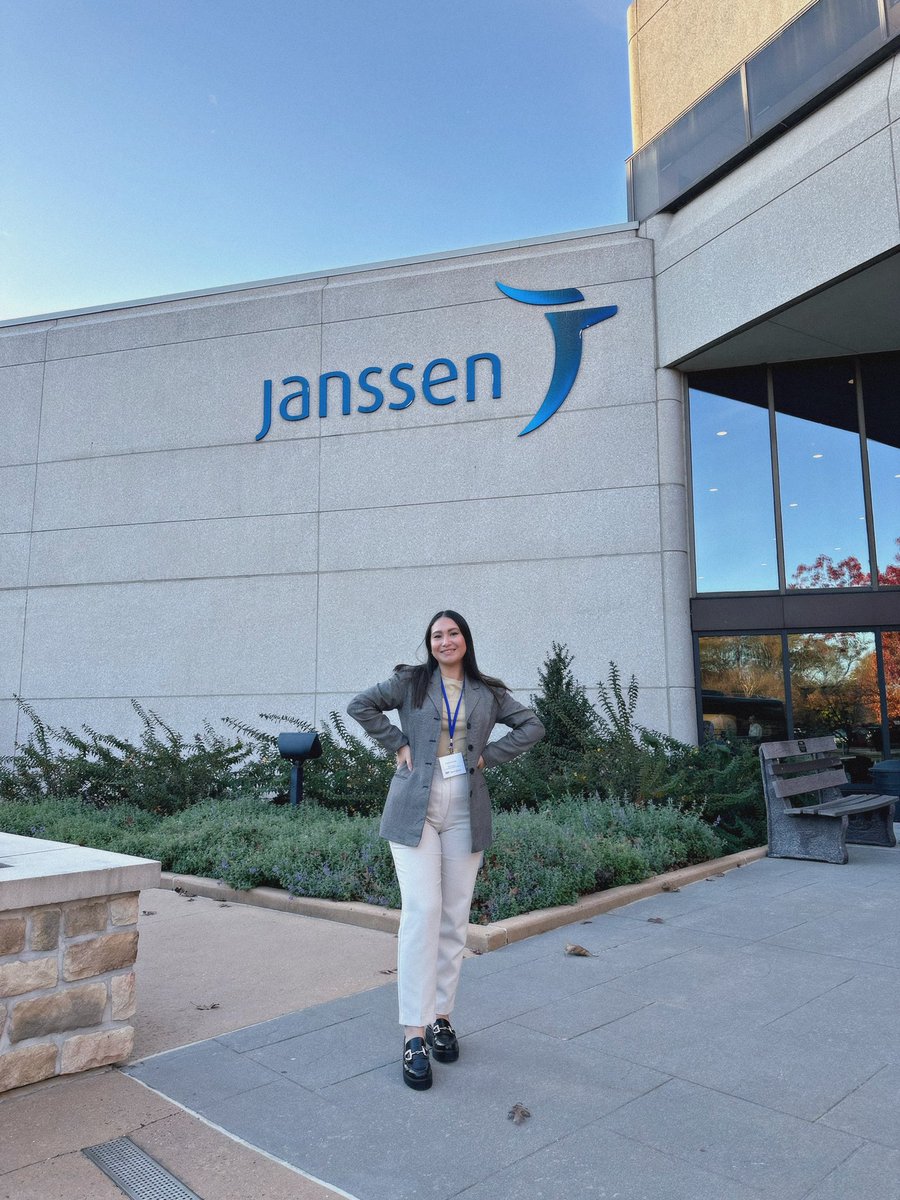 prisdvmscience's tweet photo. What an honor to be invited to the J&amp;J Open House this week 🔬 thank you to the @smdpscholars for this opportunity! I learned a lot and connected with amazing people 🙌🏼 https://t.co/Px5kA2rPVd