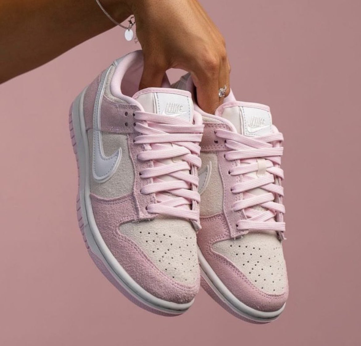 DayDreamKicks's tweet photo. Nike Dunk Low ‘Pink Foam’💗 https://t.co/74MptfkVGB