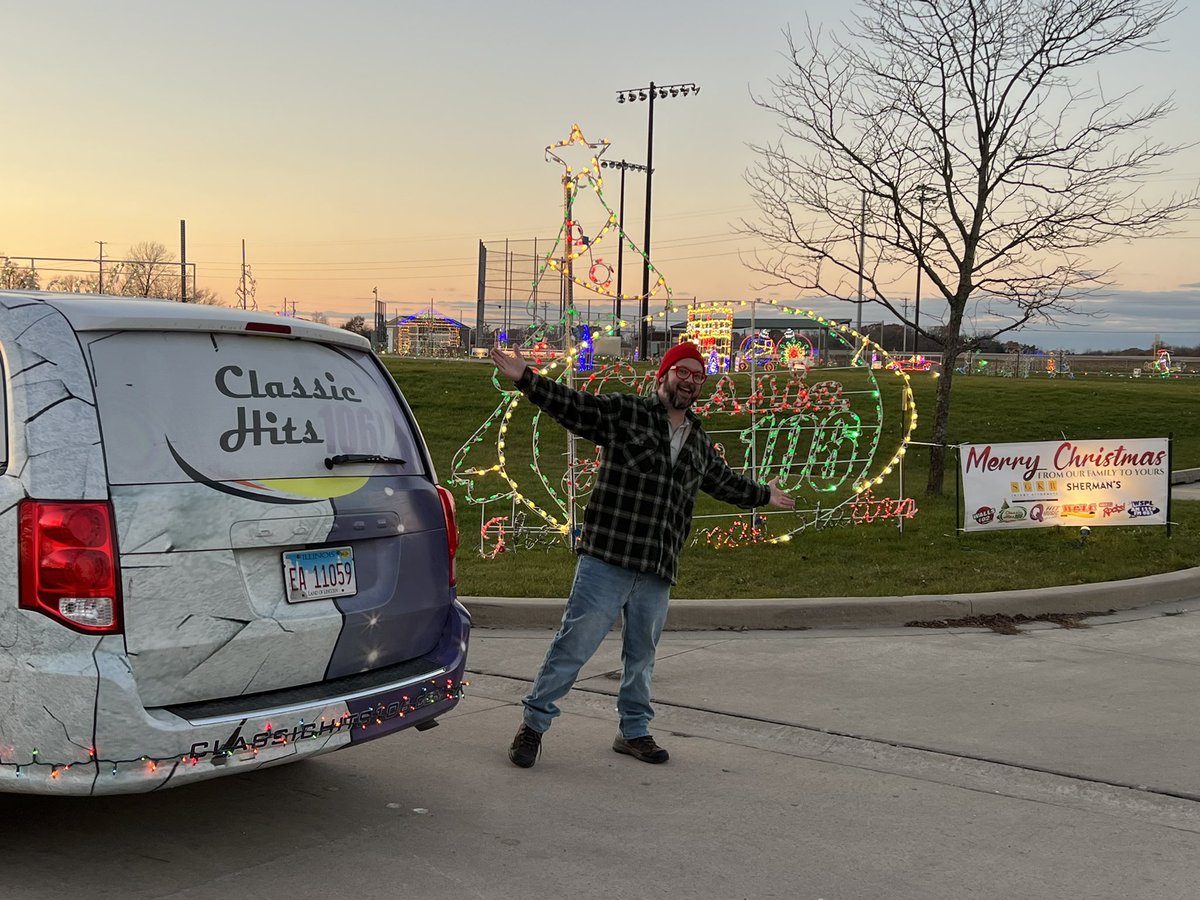 classichits106's tweet image. TONIGHT IS THE NIGHT!  Celebration of Lights - City of La Salle is now open!  We are broadcasting live tonight with Schweickert Ganassin Krzak Rundio, LLP