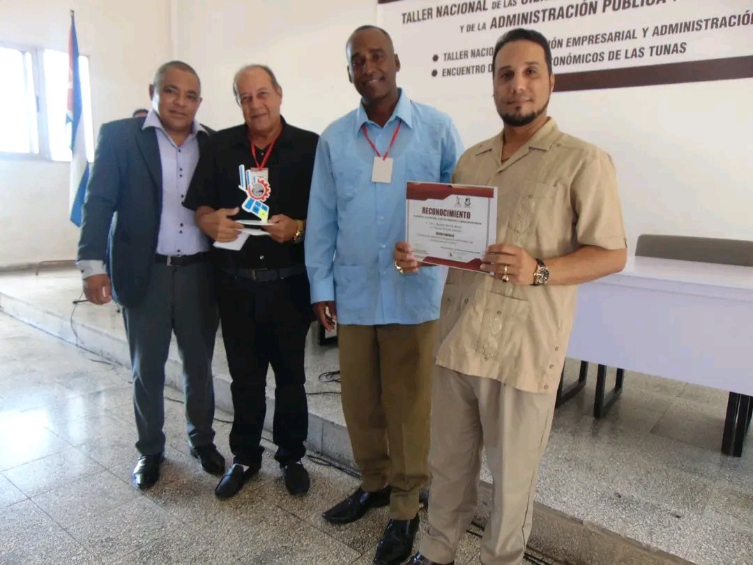 VirgenYoenia's tweet photo. Culminan exitosamente los Talleres Nacionales #GECOD2023 y #GEAP de la @ULTCuba . Espacio donde el diálogo académico se centró en potenciar la ciencia e innovación en la gestión económica y comunicacional. @CubaMES @DiazCanelB @WalterBG_MES @Perd https://t.co/Z5grOHPW77