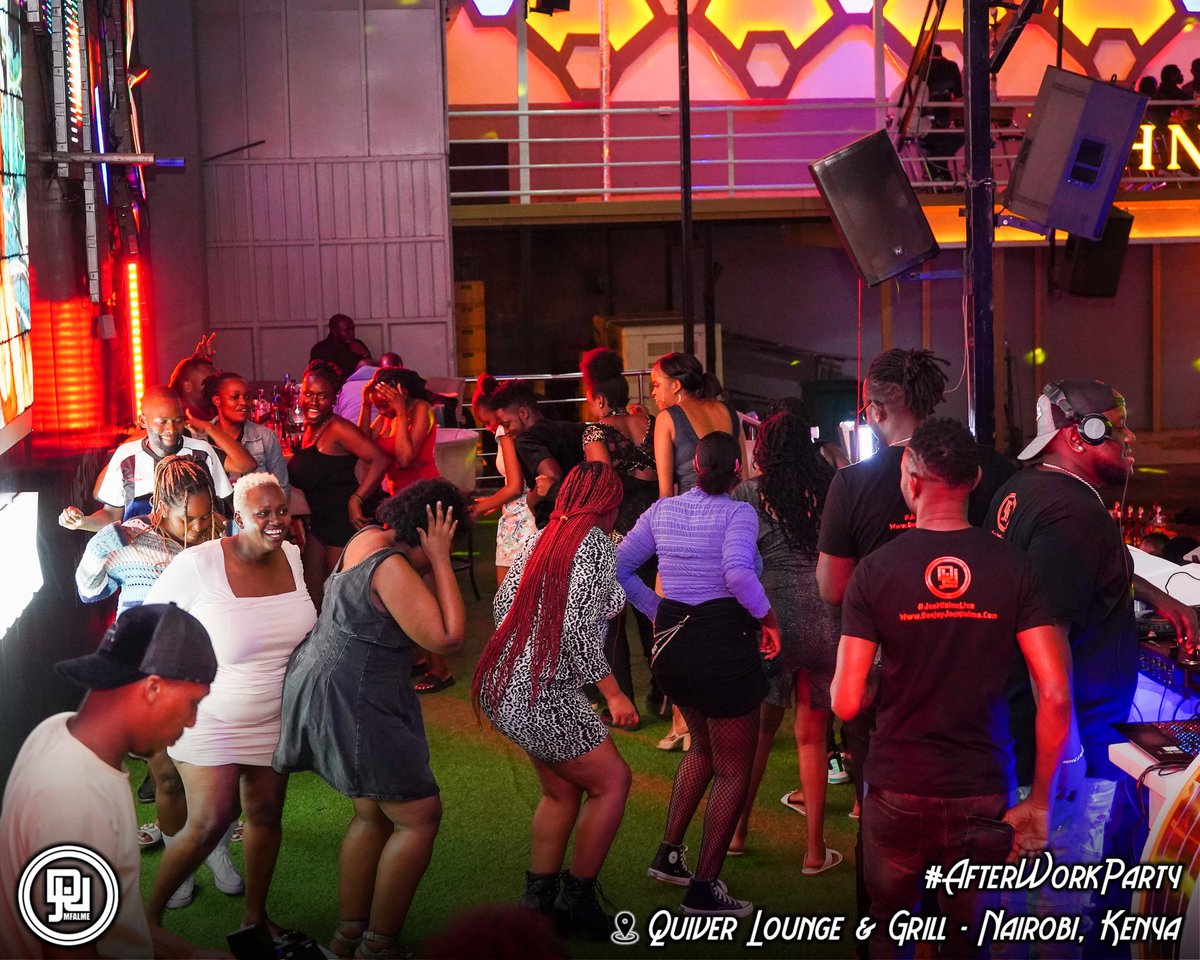 DjJoeMfalme's tweet photo. @QuiverLounge_Ke @ric_hype @hypeballo Mr. Sherehe in Nairobi, Thika Road 📌 
@quiverlounge_ke #AfterWorkFridays 🎵 🕺🏽💃 A  #JoeMfalmeLive Experience 

📸  @ric_hype 

🎤 @hypeballo https://t.co/8uVoUPwNij