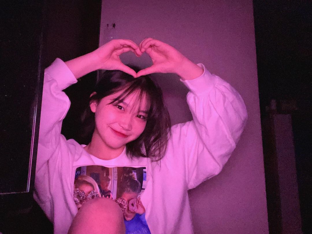 TakeiBrasil's tweet photo. 🚨 — VEM AI! Bloom Academy disse para os fãs esperarem pela #KARINA! 

#TAKEIKARINA #タケイカリナ #타케이카리 https://t.co/taHKa3tFGG