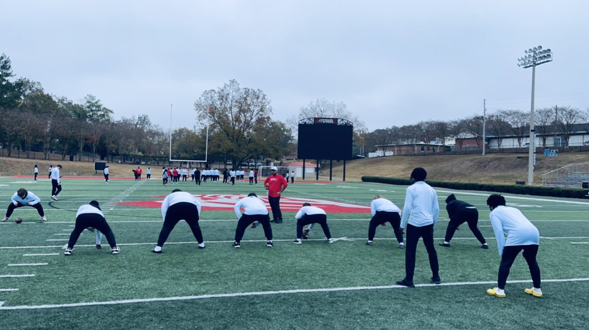 Bobcats getting ready at UWA! See yall tonight in Hueytown! #Together