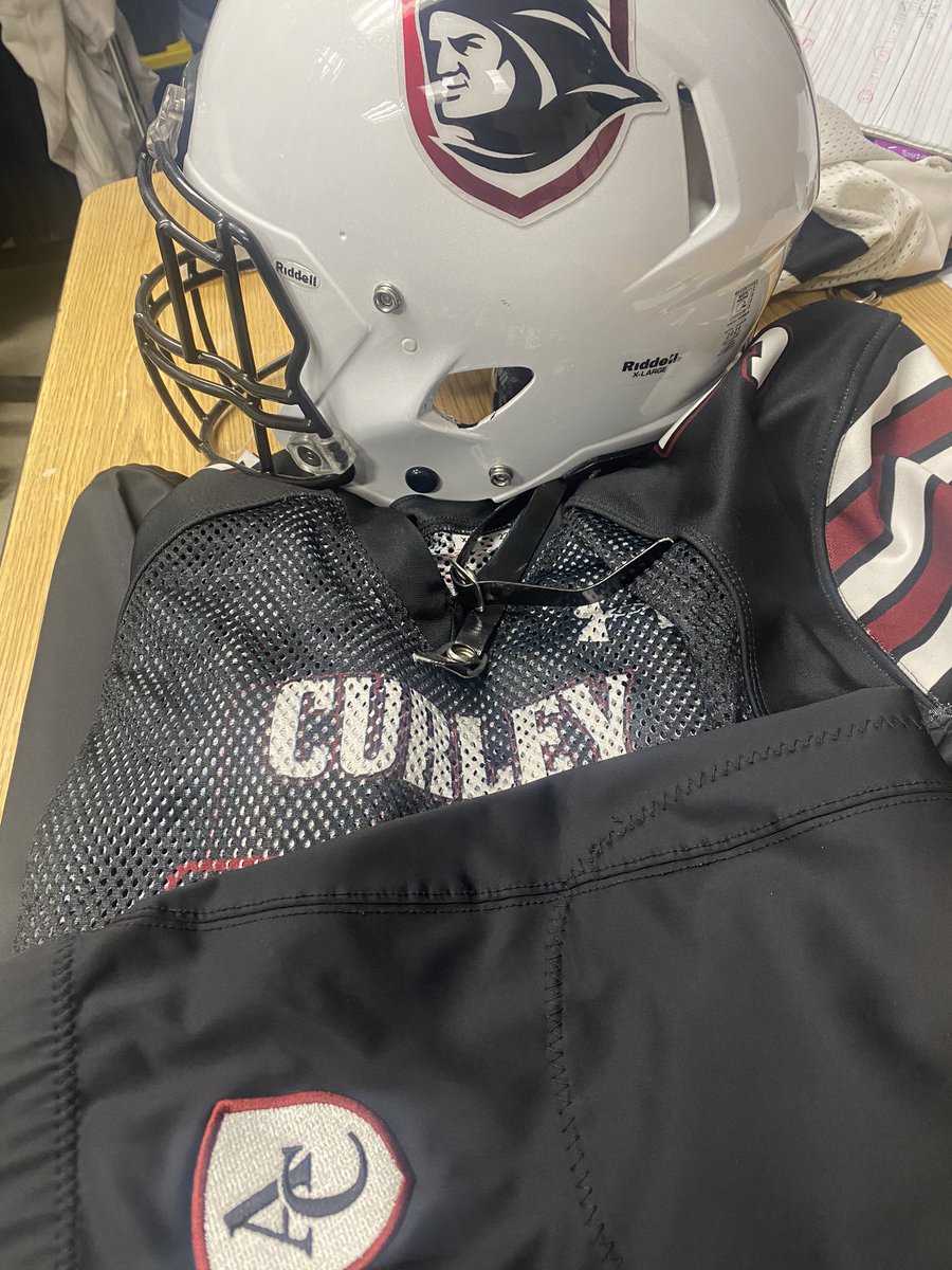 Curley Friars  Equipment tweet media