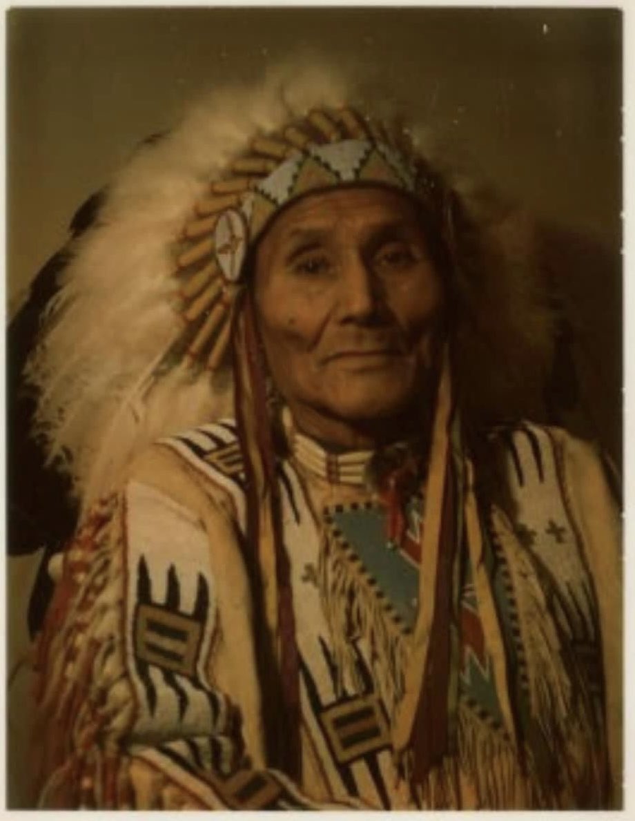 shanehawkk's tweet photo. Great Grandpa Thomas Grady Hawk, Sr. fought in WWI before Natives were considered for US citizenship. He was a member of the trench mortars, Battery B known as the “Suicide Brigade.” Grandpa Tom Hawk, Jr. was in the 101st Airborne Division. #NativeVets https://t.co/WMEUZsSy7I