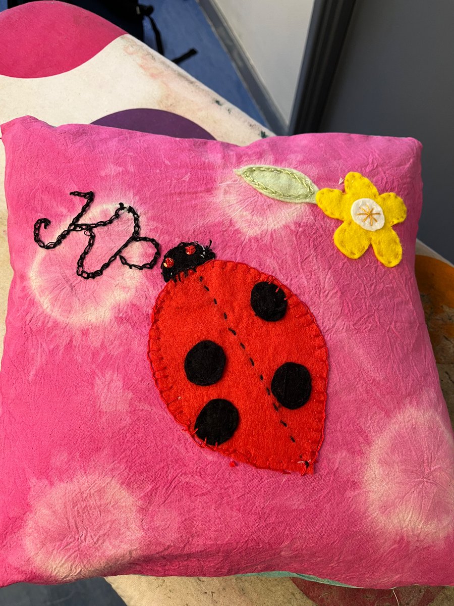 Some of the fantastic tie-dyed cushions with appliqué designs completed by year 7 students <a href="/ColneValleyHigh/">ColneValleyHigh</a> <a href="/cvhsDt/">D&T</a> Great quality hand stitching. #proudteacher #lovelystudents 👏👏well done!