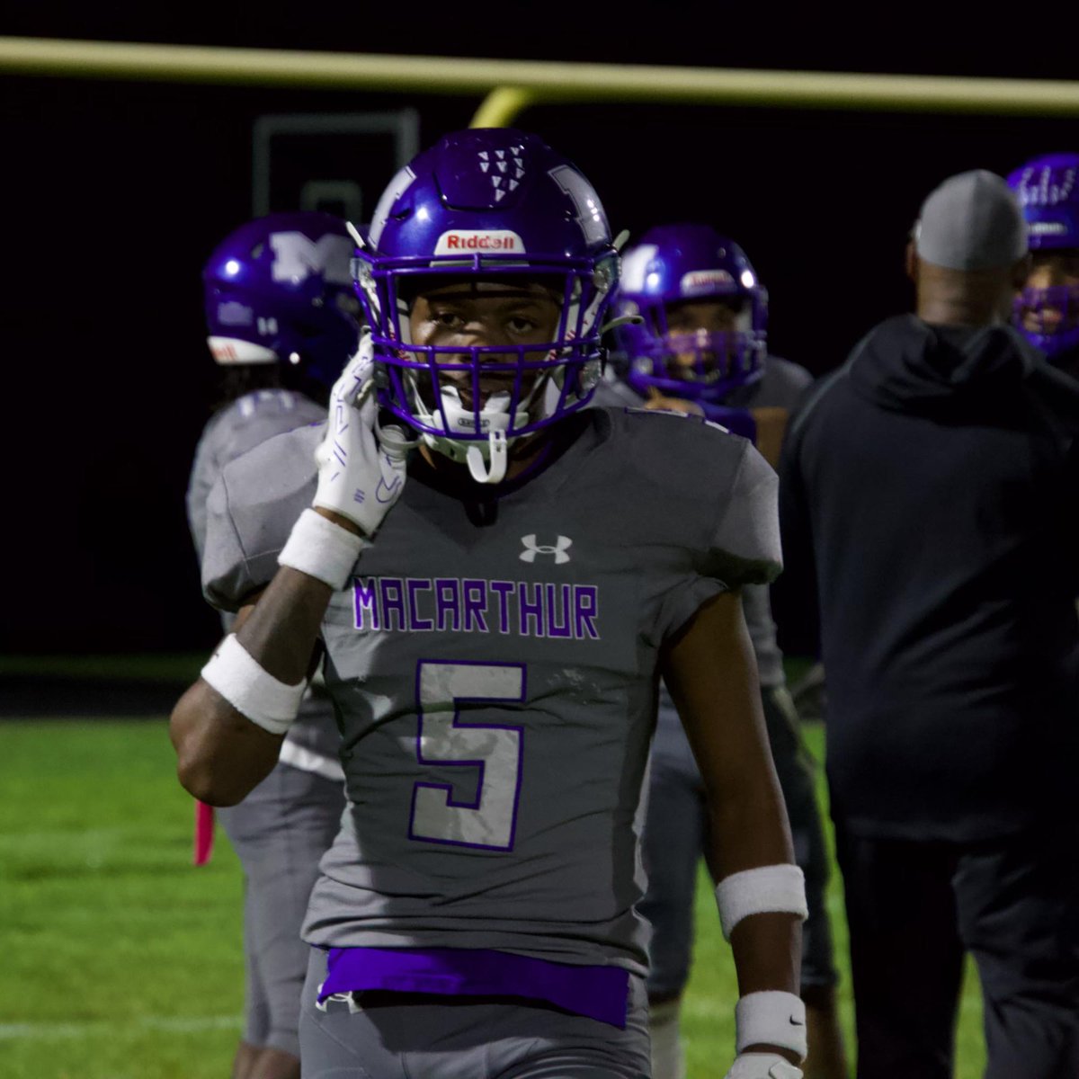 DerekSpates11's tweet photo. Check out Cirstan McCoy's 2023 JUNIOR HIGHLIGHTS on @Hudl https://t.co/YHp4v8KvNu #hudl https://t.co/zxUzfFhW8t