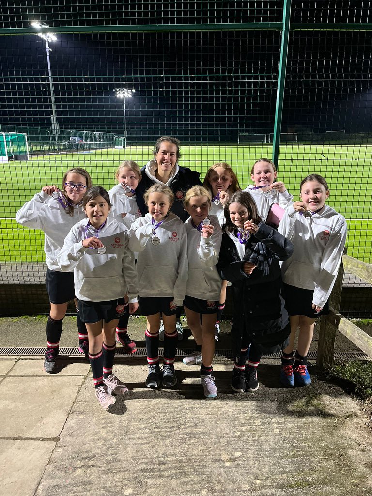DownsendSport's tweet photo. Congratulations to our U11 girls who won the Bowl Competition at the IAPS national finals today @MillfieldSenior 💪🏼 lots of progress made throughout the day and some silverware to take home! #respect #teamdownsend https://t.co/3YnKkpoFJT