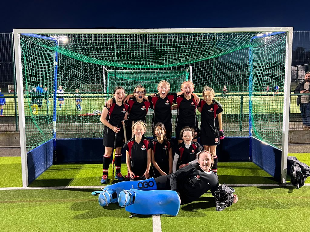 DownsendSport's tweet photo. Congratulations to our U11 girls who won the Bowl Competition at the IAPS national finals today @MillfieldSenior 💪🏼 lots of progress made throughout the day and some silverware to take home! #respect #teamdownsend https://t.co/3YnKkpoFJT