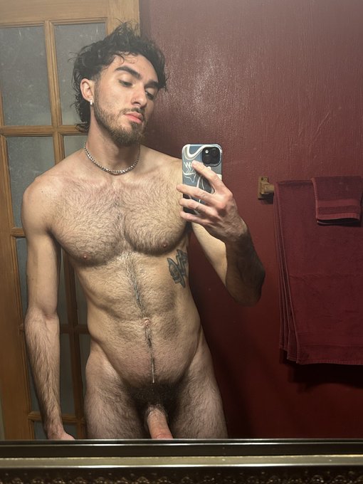 Made a mess &hearts;️ https://t.co/YwqZAinqL2