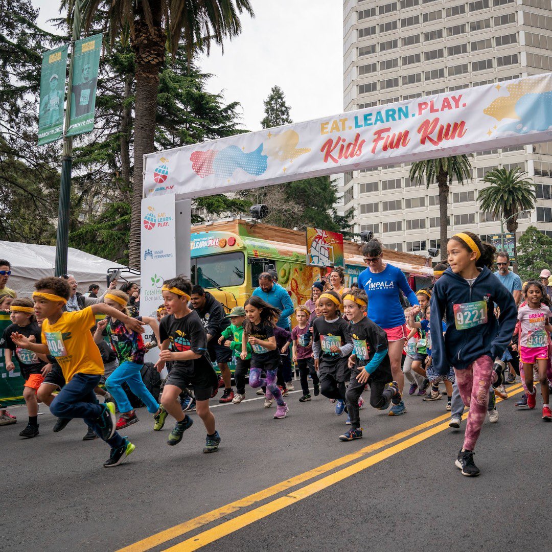 eatlearnplay's tweet photo. Run The Town and impact Oakland students! Registration is open for the 2024 #OaklandMarathon race weekend, March 15-17, 2024, benefitting Eat Learn Play. Register now: https://t.co/HqHEgTwLGO 

#runoakland #marathon #halfmarathon #10K #5k #kidsfunrun https://t.co/QEa2dvCFuL