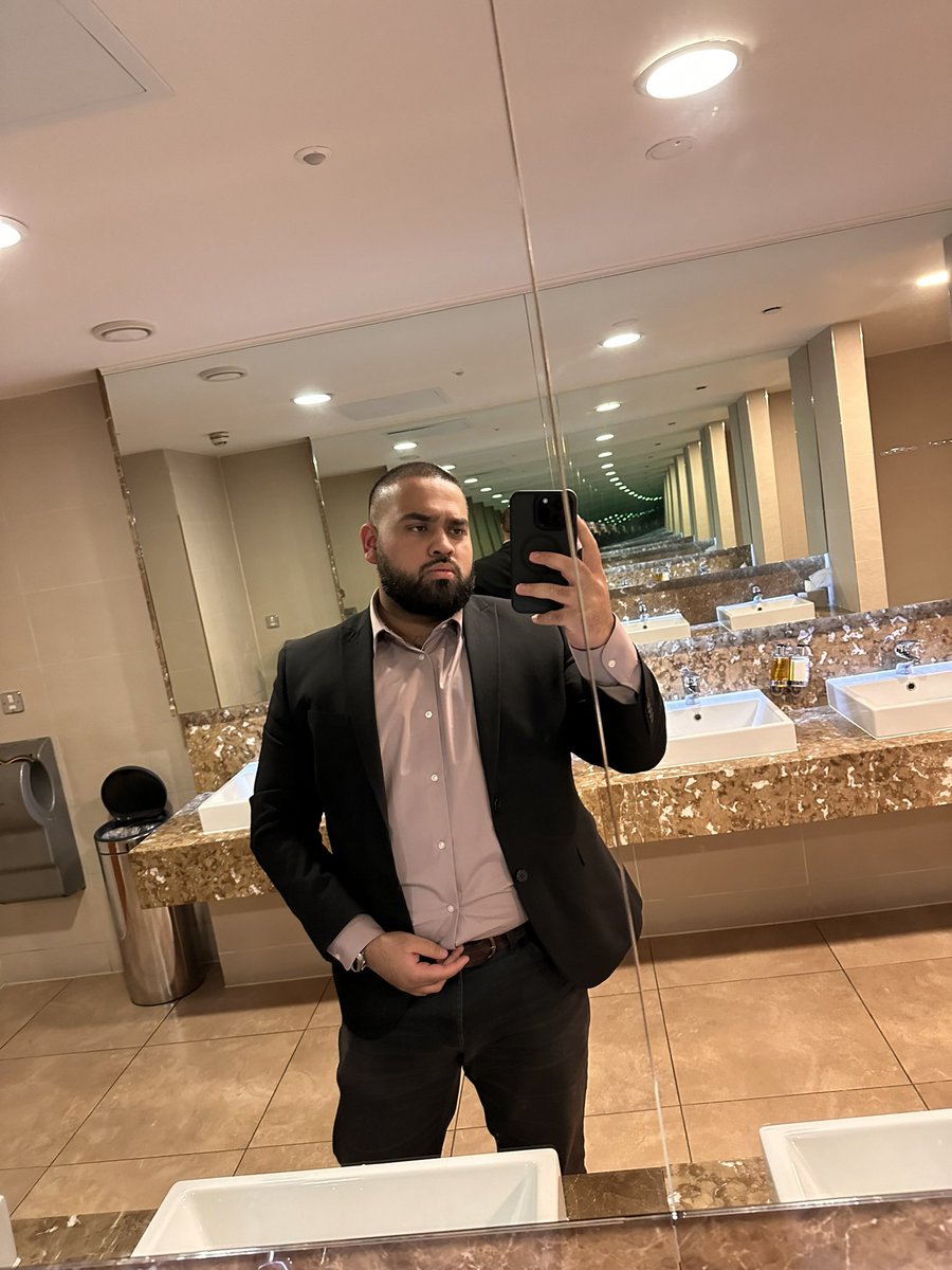 The drip. The 3/4 shorts, black socks with white trainers and the dad stance. Can’t beat it