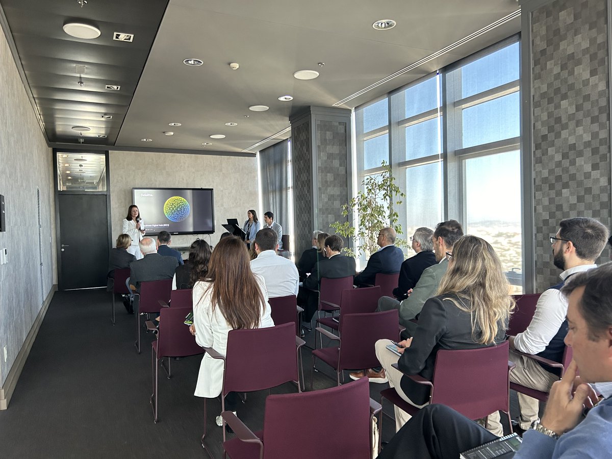 DeloitteUruguay's tweet photo. ¡Lanzamos Business Digital Hub! Plataforma colaborativa y ERP SaaS para la gestión empresarial.
Alojada en la nube, ﬂexible y escalable, BDH permite gestionar desde cualquier dispositivo y en cualquier momento los procesos administrativos, contables y financieros de las empresas https://t.co/FyQAq29LuD