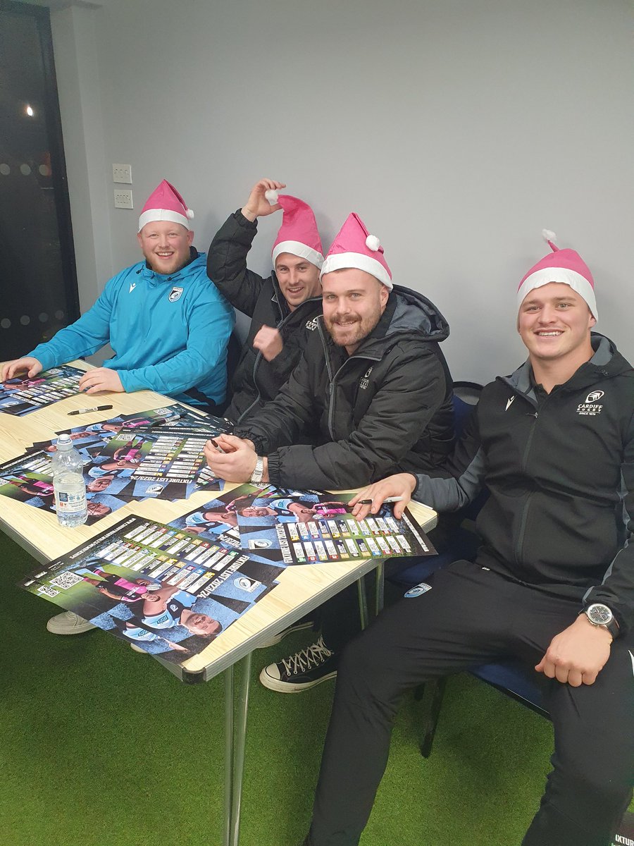 never to soon for a santa hat! <a href="/CardiffBluesSC/">Cardiff Blue & Blacks Supporters Club</a> <a href="/Cardiff_Rugby/">Cardiff Rugby</a>