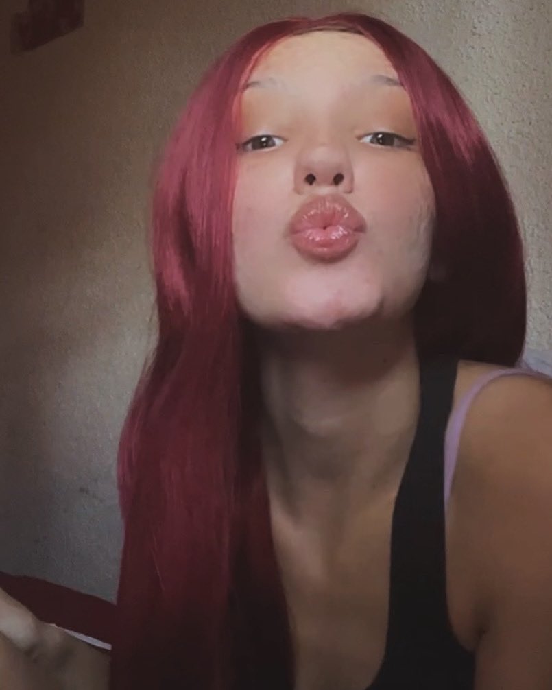 smallss98's tweet image. Hit me up on Instagram @ _funwitsmalls dm me for FREE VIDEO SAMPLES cum see hot wet and creamy I get