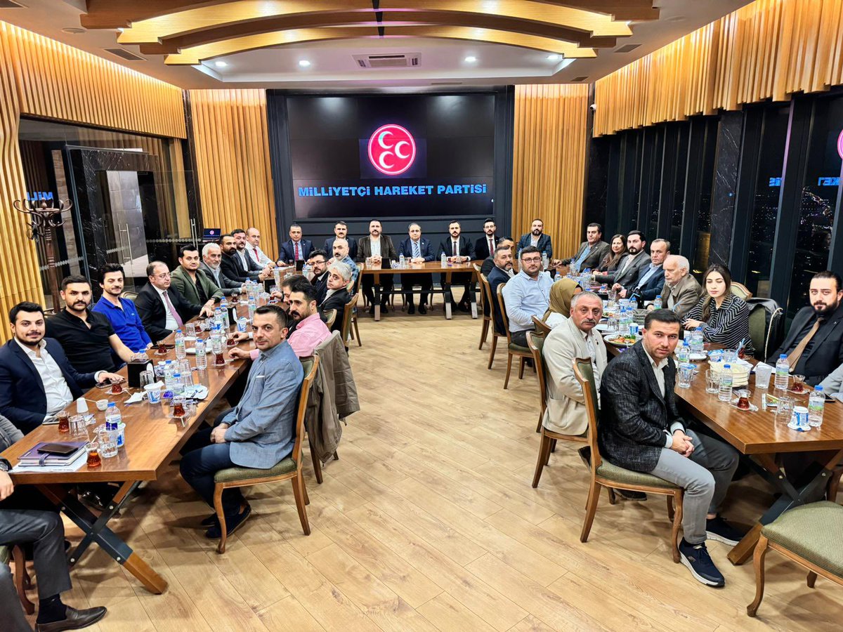 İl Başkanımız Sayın Hüseyin Vahit DEMİRÖZ riyasetinde Ülkü Ocakları İl Başkanımız Sayın Dursun Narın da katılımıyla Kasım ayı İl Divan ve Yönetim Kurulu Toplantımızı gerçekleştirdik. Toplantımızın ve aldığımız kararların hayırlı olmasını temenni ederiz.