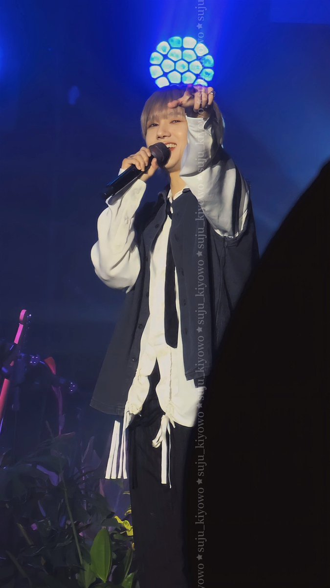 suju_kiyowo's tweet photo. @shfly3424 @YESUNG_smtown Unfading Sense
Yesung Solo Concert in Jakarta
November, 10 2023

#yesung #superjunior #unfadingsense #yesungconcert #UnfadingSenseInJakarta #YesungConcertInJakarta #YESUNGinJAKARTA https://t.co/kh3whSU7eq