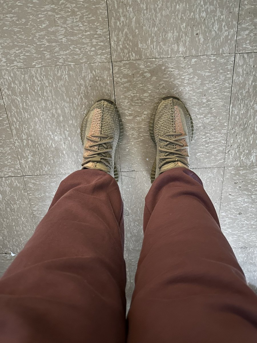 It feels good to be back at work. I missed my students these past two days 🤗 #DressDownFriday #TGIF #TeacherLife #SneakerHead #YeezyBoost350