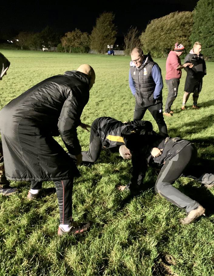 RFUNorthDev's tweet photo. We’ve said it once. We’ll say it again. Scrummaging is class 😍

Big shoutout to our 4 venues this week 👏

1️⃣ @LittleboroughRU 
2️⃣ @GuisboroughRUFC 
3️⃣ @thirskrfc 
4️⃣ @ChesterRUFC 

#scrum #crouchbindset https://t.co/FmEKmCEL8M
