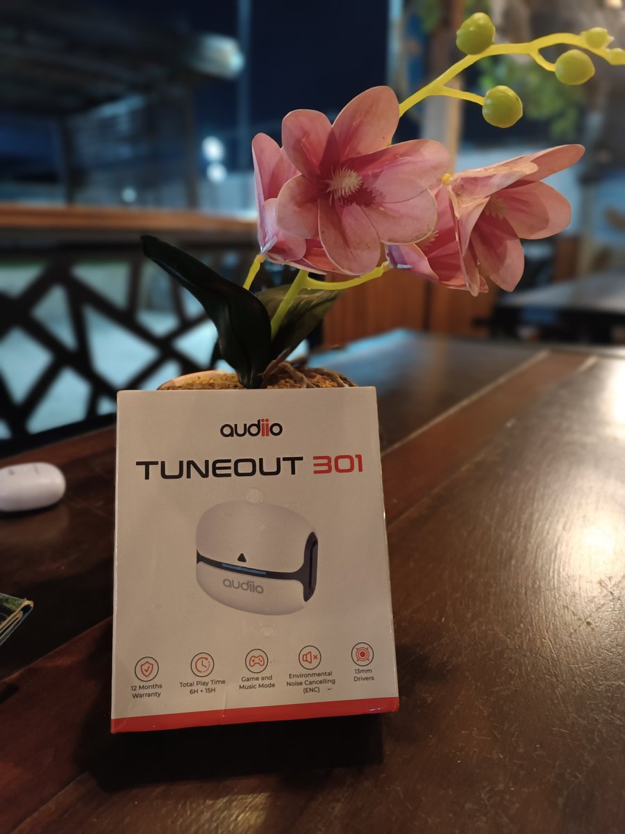 __liptonia's tweet photo. Finally received my package from @Audiiolifestyle . 

It's time to #FeelTheBeat https://t.co/KuE3u52B8n