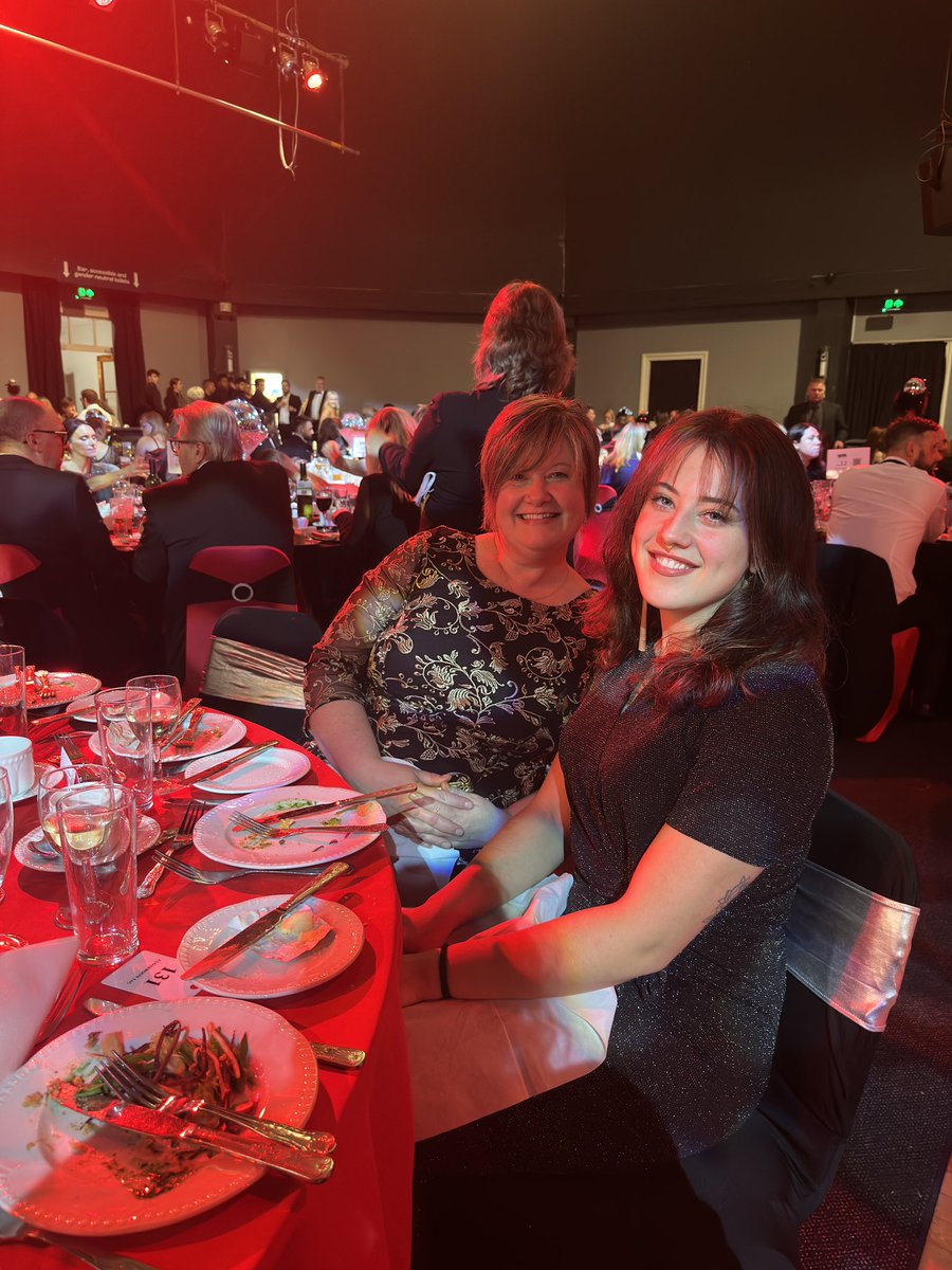 InsideMagazines's tweet image. Good luck everyone!!🤩 @AWB_awards #awbawards