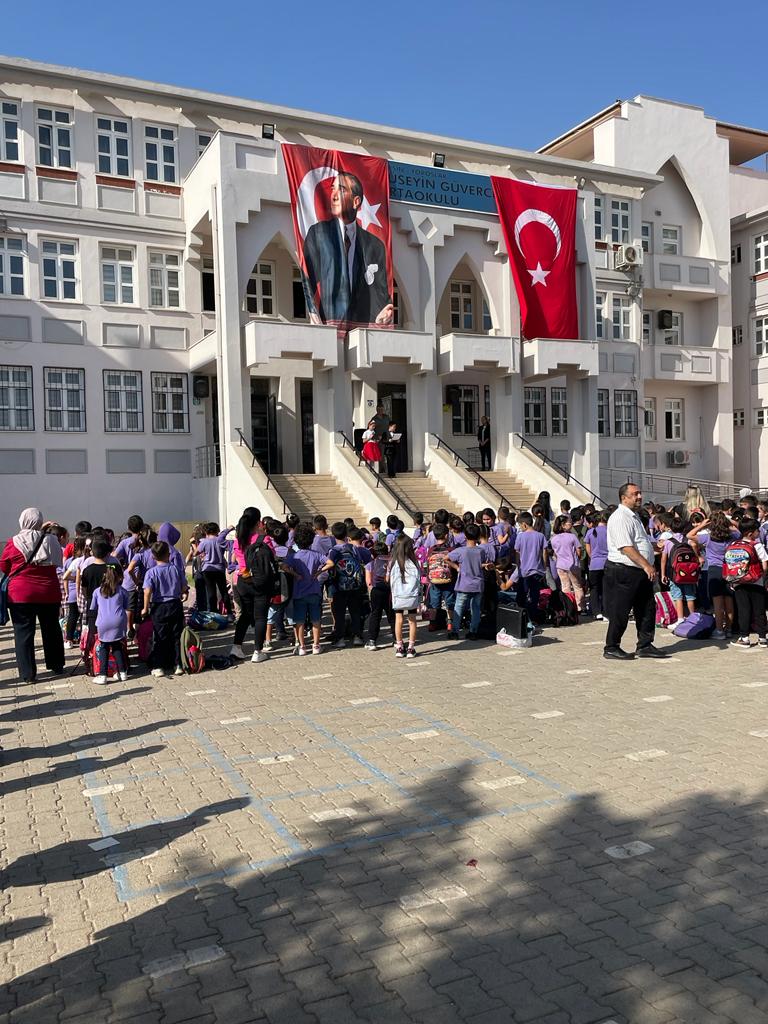 YanparMuhsin's tweet photo. Cumhuriyetimizin kurucusu Gazi Mustafa Kemal Atatürk'ü saygı ve rahmetle andık. Emek veren öğretmenlerimiz, öğrencilerimiz ve velilerimize teşekkür ederiz.@tcmeb @Yusuf__Tekin @ahpehlivan53 @MersinMEM @fazilet_durmus @toroslarkymkmlk @BaykalBasdemir @OguzhanTulucu @toroslarmem https://t.co/snJrfuiRHA