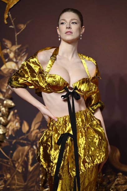 HungerGamesDWTC's tweet image. Photos of Hunter Schafer absolutely killing it at The Ballad of Songbirds and Snakes Premiere in London; 11/9/23 #sheunderstoodtheassignment