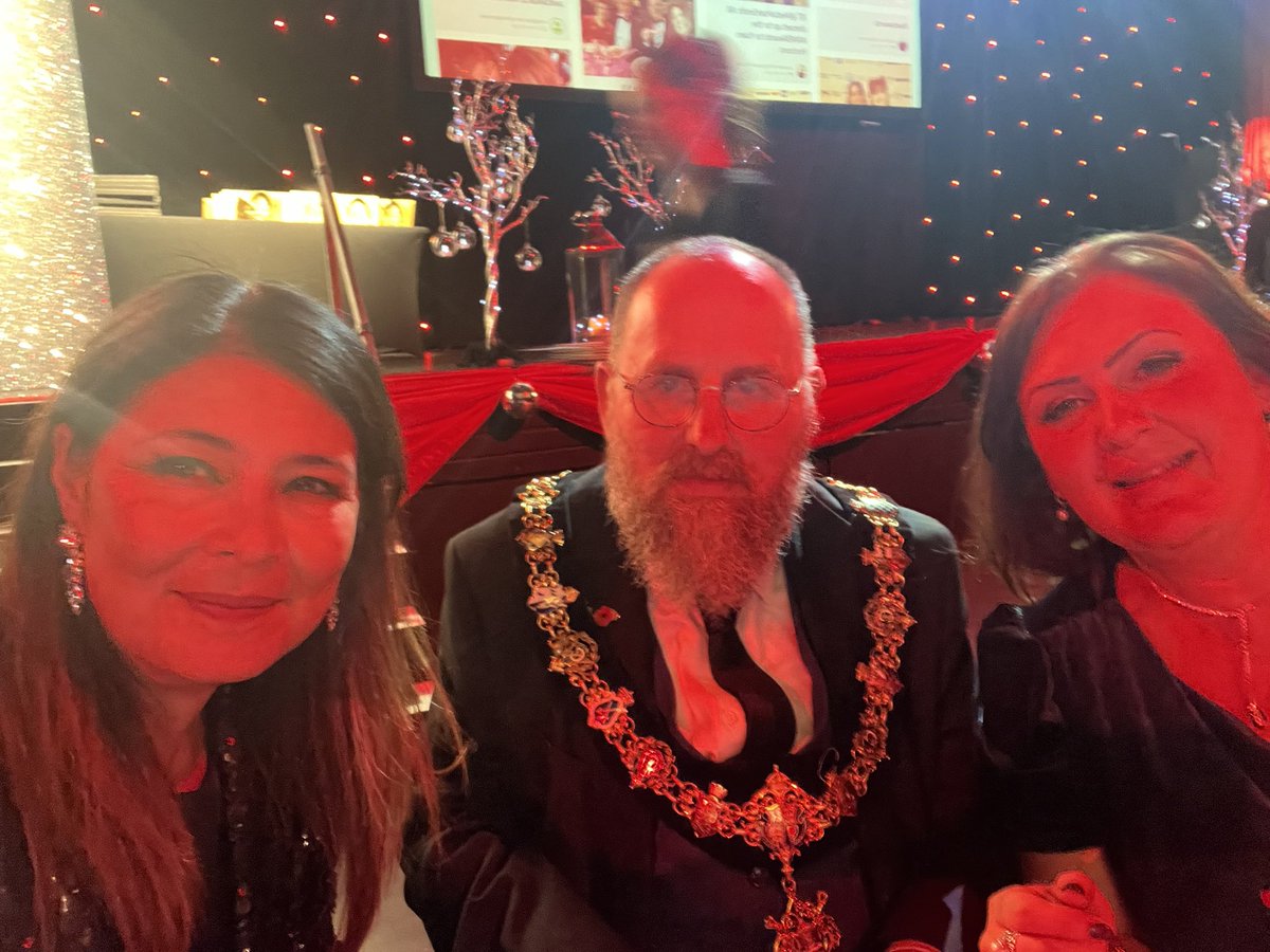 CarolineBLabour's tweet image. Joining @WorthingMayor and the @adurandworthing team at the @AWB_awards evening. 
Best of luck everyone! #Worthing #AWBAwards