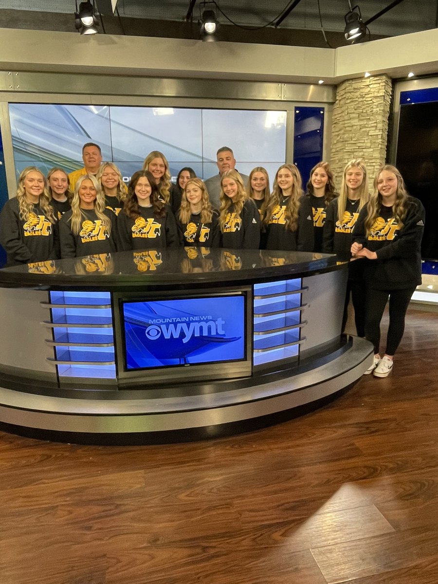 It was great starting the day with the Johnson Central Lady Golden Eagles (<a href="/HoopsJchs1/">JCHS Hoops</a> ).

Make sure to tune in for their DQ Roundball preview airing on WYMT in the next few weeks!