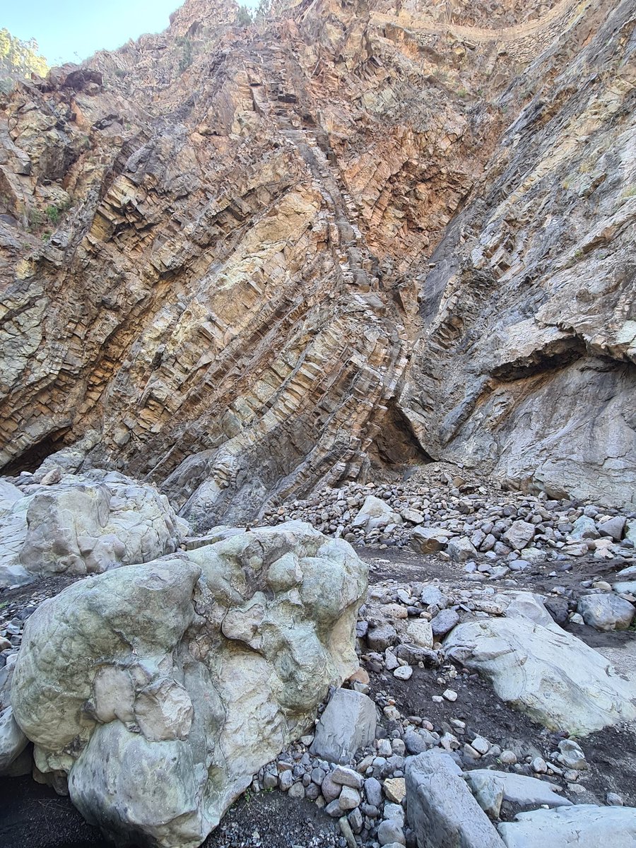 efadi_LP's tweet photo. #CalderadeTaburiente pics for the #Geonerd #LaPalma https://t.co/TWhbKGwSBB