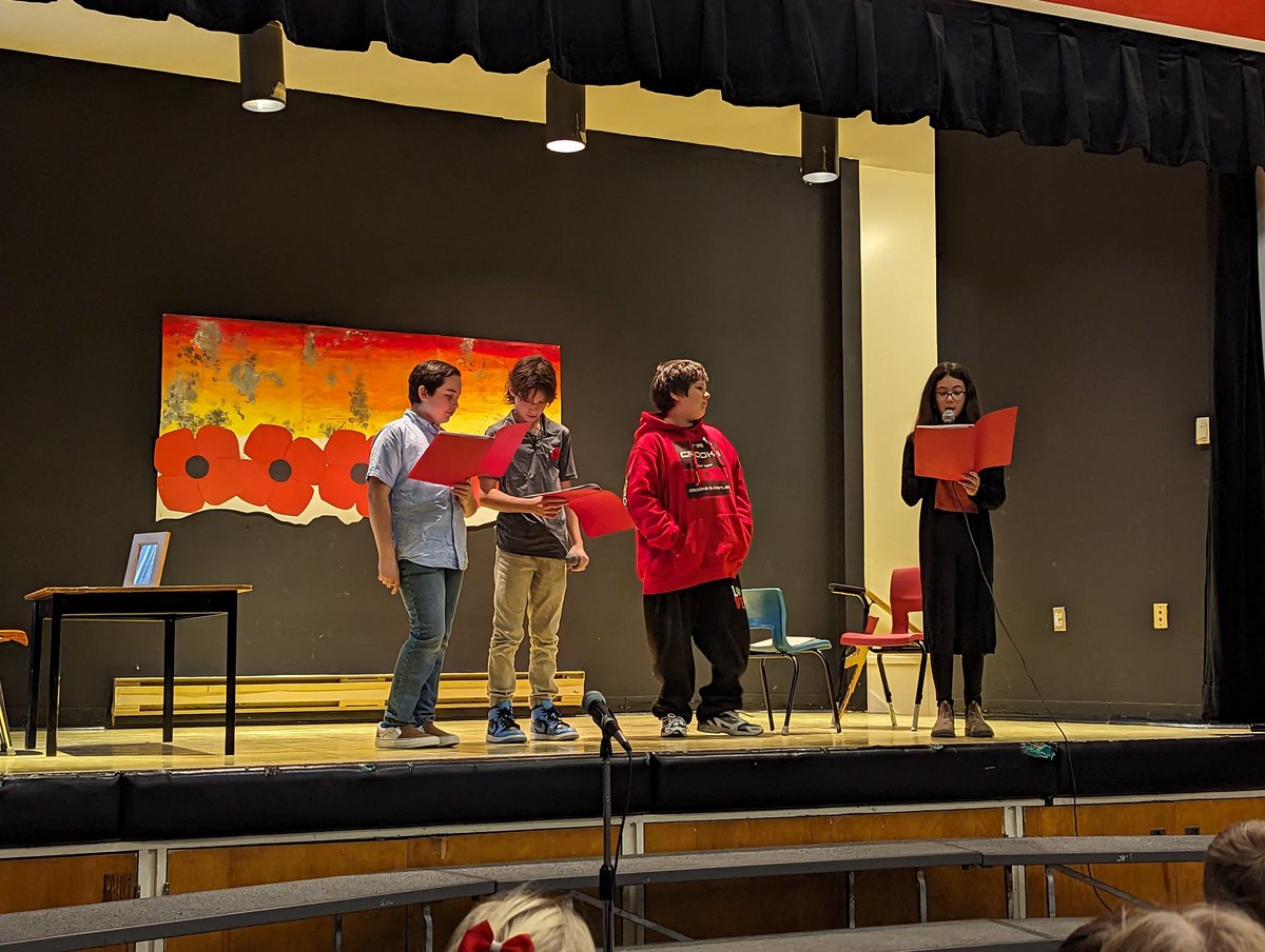 CAcougars179's tweet photo. Remembrance Day Assembly at CA ❤️.  #WeRemember #RemembranceDay2023 https://t.co/fiolbltgw6