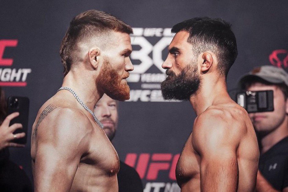 LeColisee_off's tweet image. Ce samedi 11 novembre, jour d’armistice 🇫🇷, notre BSD national fera face au dangereux Matt Frevola, actuellement sur une série de 3 victoires consécutives tout cela dans la salle mythique du Madison Square Garden à New York 🗽🇺🇸

L’américain est actuellement classé 14ème de la…