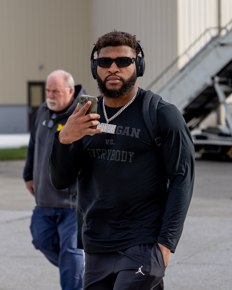 UMichFootball's tweet image. 😤