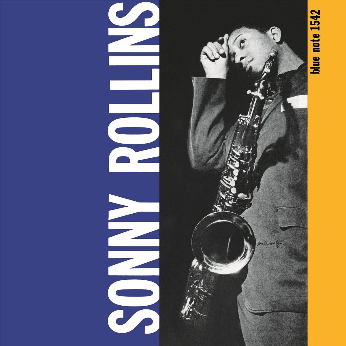 🔷 Blue Note Daily 🔷

Another day, another blue note to share… have a wonderful weekend everyone! 

Stop 16: BLP 1542: Sonny Rollins Volume 1 (1957)

#DonaldByrd: trumpet 🎺 
#SonnyRollins: tenor sax 🎷 
#WyntonKelly: piano 🎹 
#GeneRamey: bass 🎸
#MaxRoach: drums 🥁

Recorded…