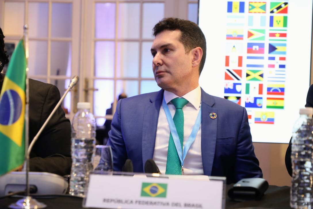 MinurviArg's tweet photo. Presidencia: Brasil 🇧🇷

Vicepresidencia: Barbados 🇧🇧

Representación Región Caribe: San Vicente y Las Granadinas y San Cristóbal y Nieves 🇻🇨🇰🇳

Representación Región Sudamérica: Uruguay y Chile 🇺🇾🇨🇱

Representación Región Centroamérica y México: El Salvador y Costa Rica 🇸🇻🇨🇷 https://t.co/nb3igj4uvg