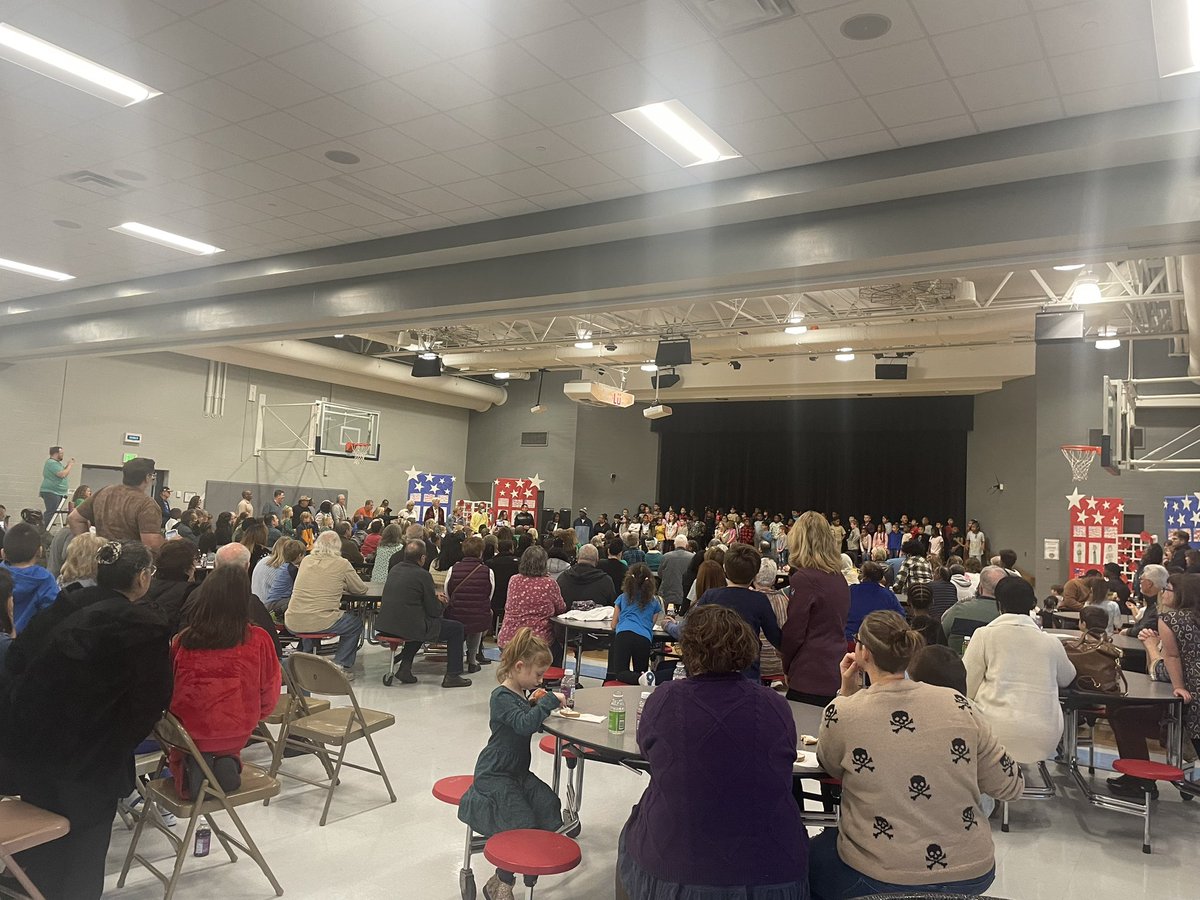 JenZ_Atkinson's tweet photo. Beautiful Grandparent and Veterans’ Day celebration at @CrookedCreek_ this morning. @msdwtTandL #whyWT #grandparentsday #VeteransDay https://t.co/k493nlmUIN