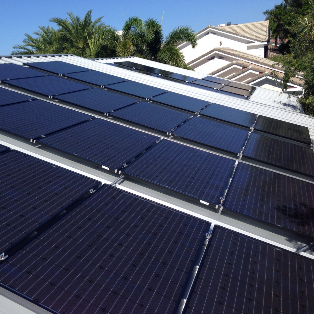 urbansolargroup's tweet image. Join the solar revolution ☀️: Embrace clean energy, cut costs, and illuminate a brighter, sustainable future for future generations. 

#PowerOfTheSun #UrbanSolar #SolarEnergy #SustainableSolutions #CleanEnergy #UrbanDevelopment