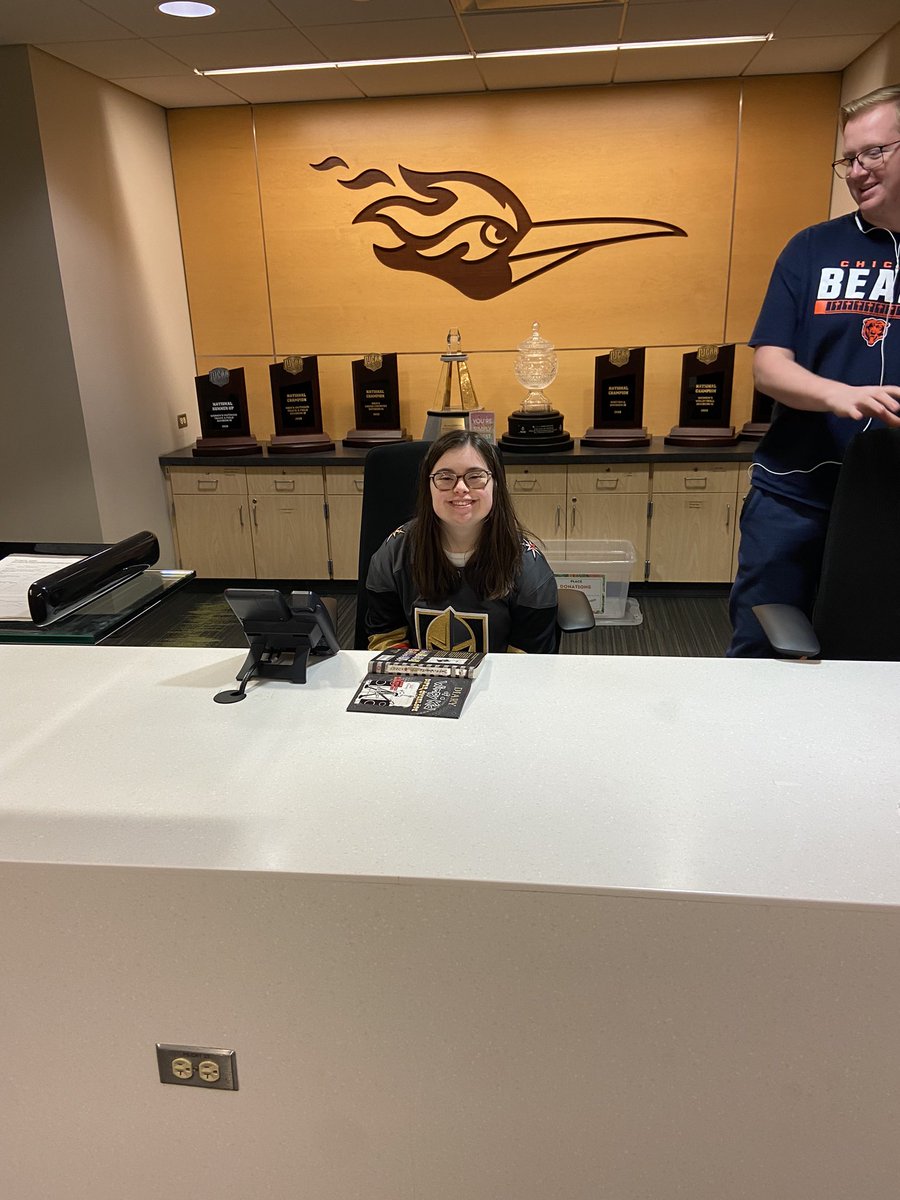 Joey Cantu tweet media