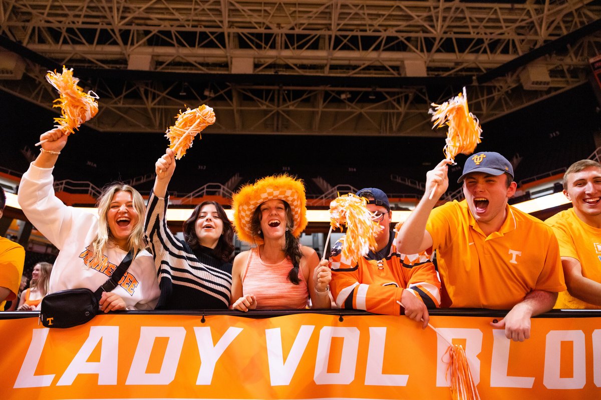 University of Tennessee Admissions (@ut_admissions) on Twitter photo If you submitted your @utknoxville application on or before 11/1, don't forget that it must be completed by 11/15 to be considered Early Action! 🍊
A completed application means you have self-reported your grades and test scores in your Go Vols Portal. #UTK28 #FutureVols If you submitted your @utknoxville application on or before 11/1, don't forget that it must be completed by 11/15 to be considered Early Action! 🍊
A completed application means you have self-reported your grades and test scores in your Go Vols Portal. #UTK28 #FutureVols